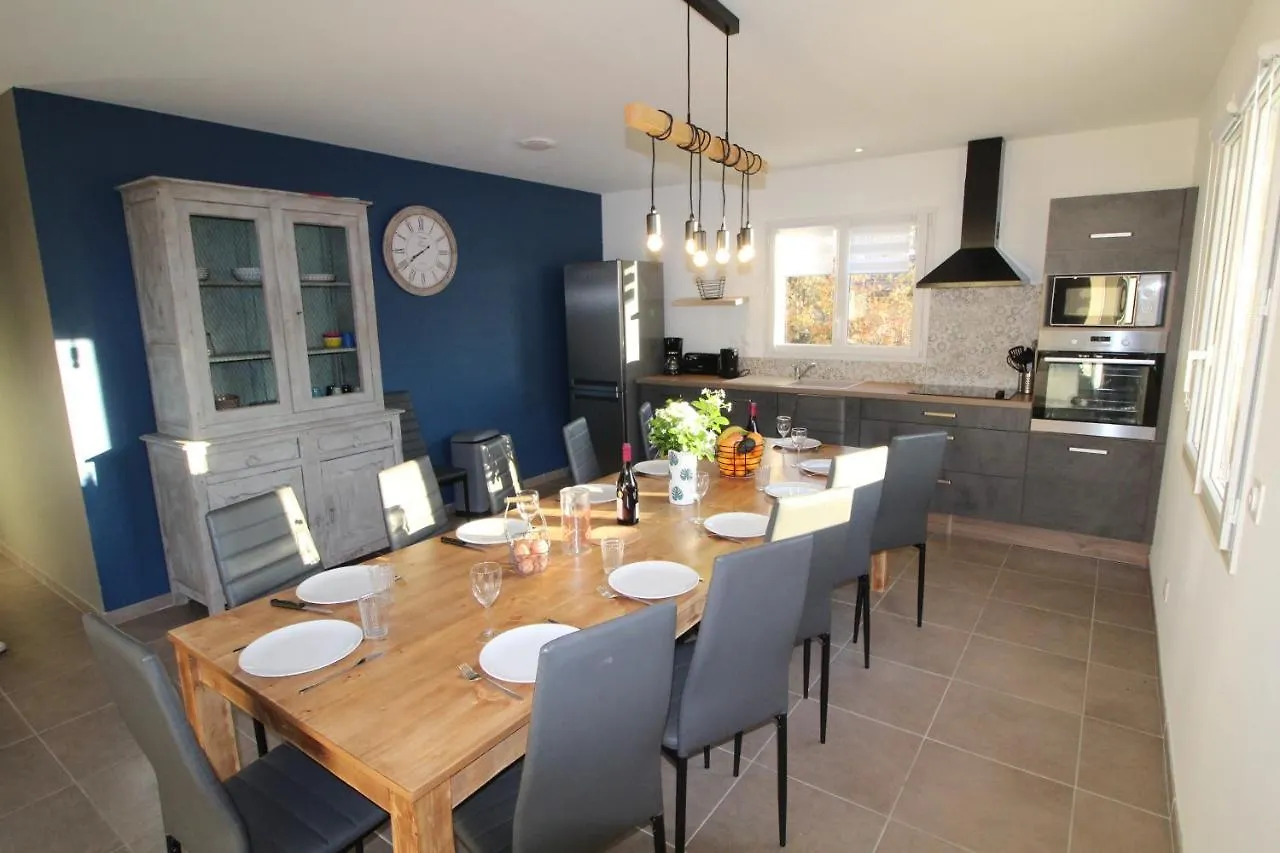 Gite Les Bouches Rouges Avec Piscine Privee Villa Vesseaux Holiday home